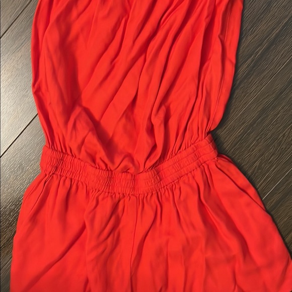 Aritzia romper xs red never worn - Picture 5 of 5